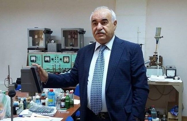 “Elton Məmmədov bizdən 3 milyon rüşvət alıb” deyən qadın yenidən məhkəmə qa ...