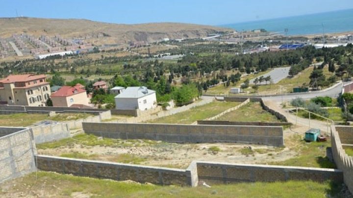 azerbaycanda-torpaq-qiymetleri-artdi-videonbsp-1742305034