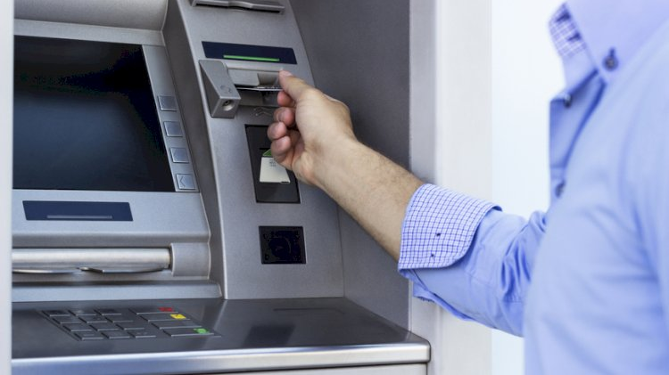 azerbaycanda-bu-sexsler-3800-manat-maas-alirlar-en-yuksek-emekhaqlari-verilen-sahelernbsp-1745166818