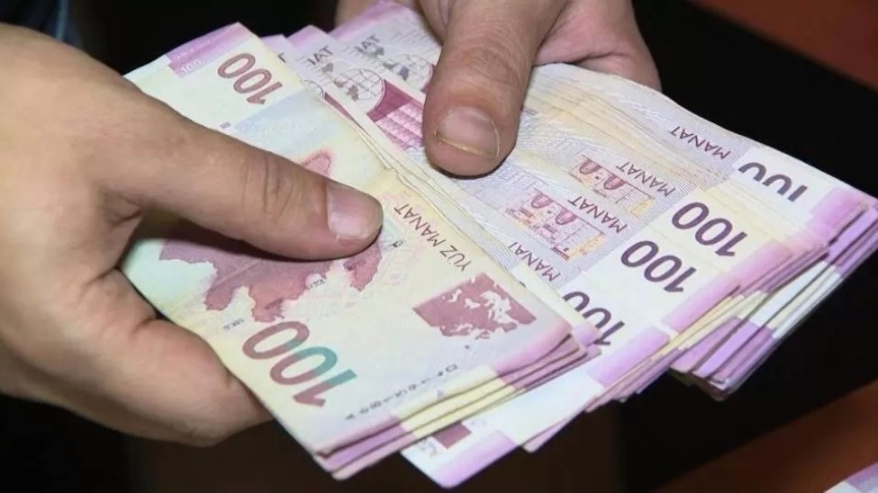 saatliq-minimum-emekhaqqina-kecide-hazirliq-gedir-ne-qazanacagiqnbsp-1745675268