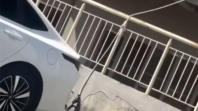 Bakıda sürücüdən qəribə addım: 8-ci mərtəbədən elektrik xətt çəkdi